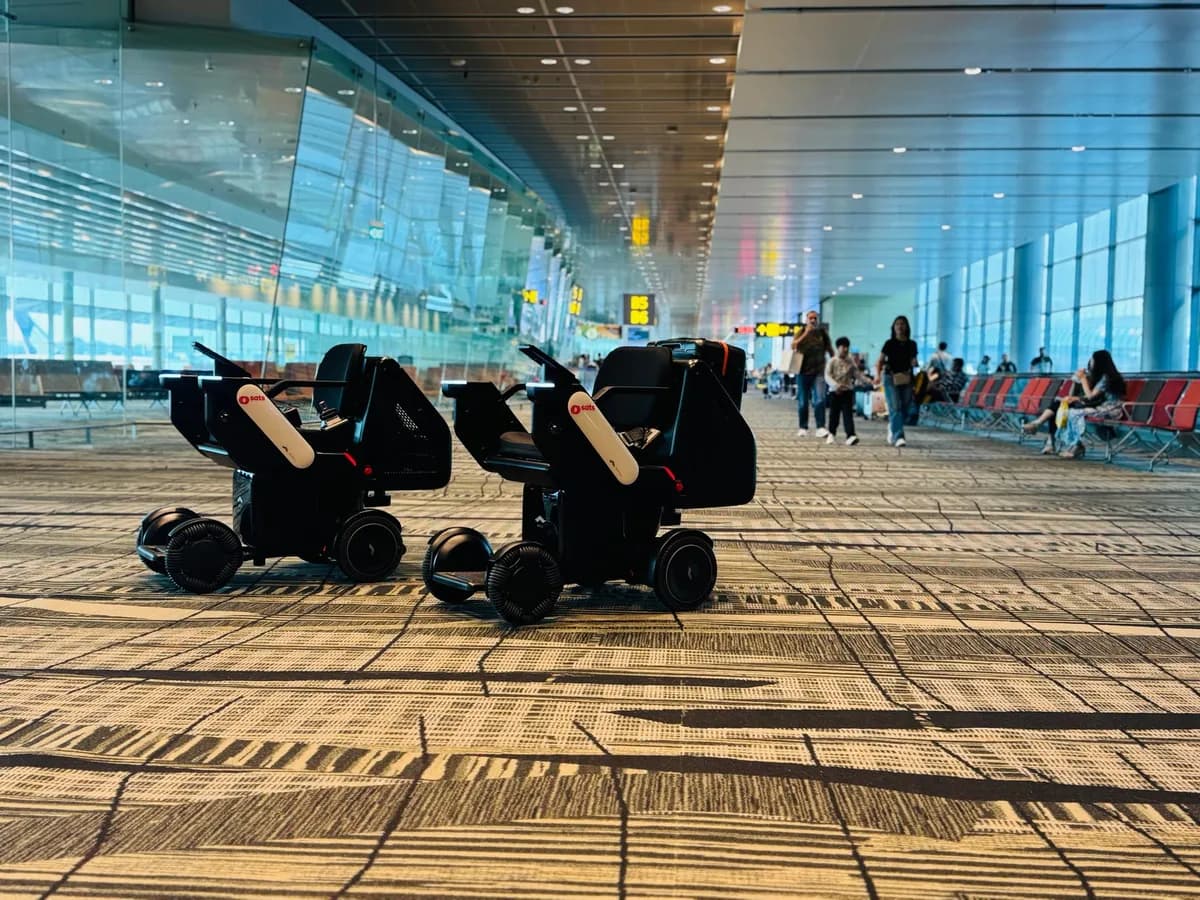シンガポール・チャンギ国際空港でWHILL自動運転サービスが採用