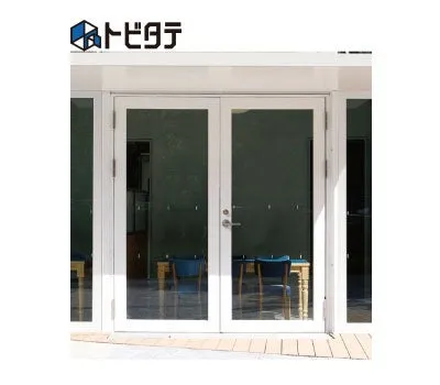 文化シヤッター、耐熱強化ガラス入り特定防火設備「エリファイトクリア 屋外タイプ」を6月30日発売