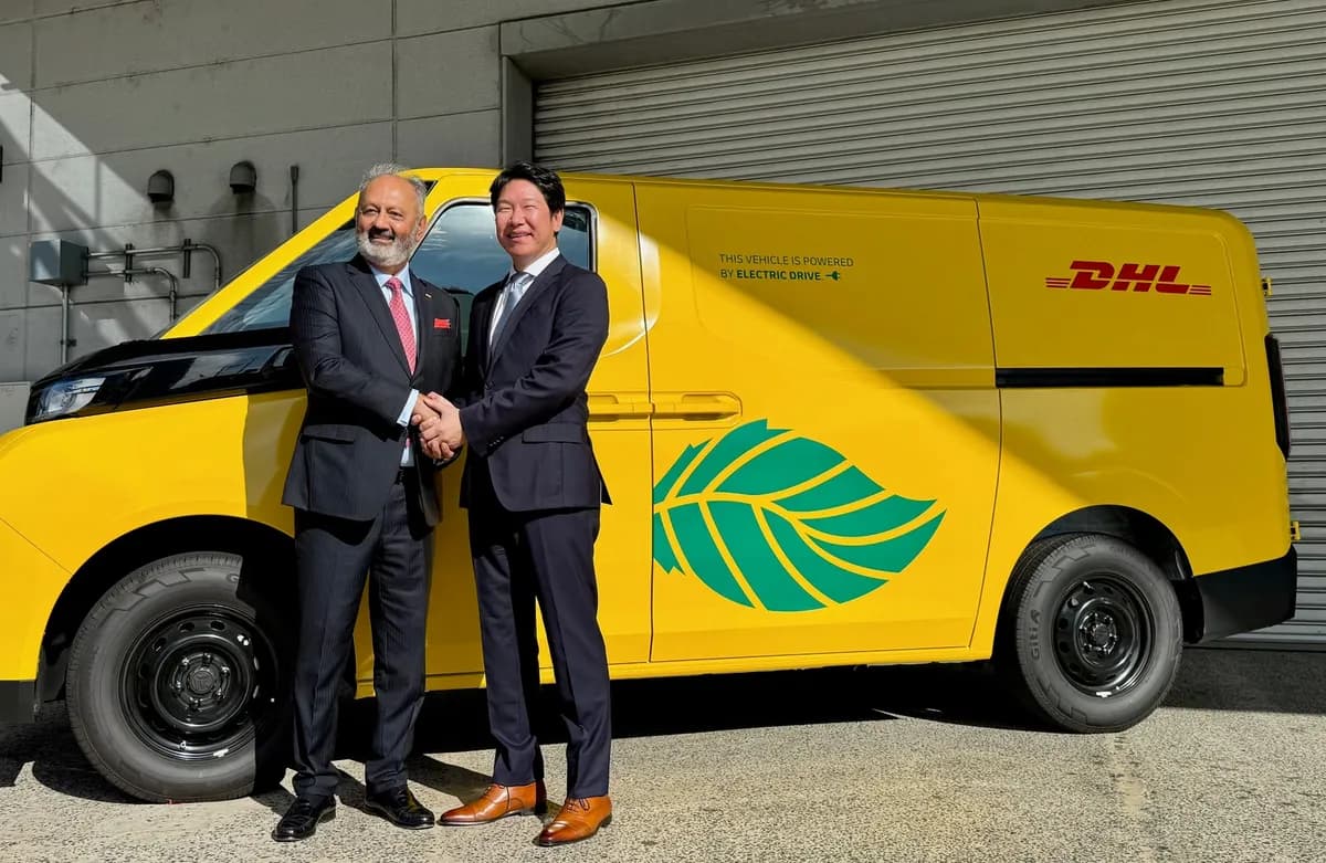 フォロフライの商用EV「F11VS」、DHLジャパンが集配車両として導入